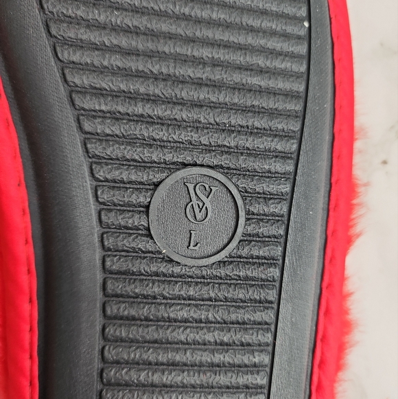 Victoria’s Secret cozy plush robe in red size M/L & Sleepers L - Picture 5 of 11